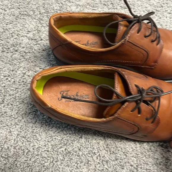 Florsheim Westside Tan Cap Toe Oxfords Sz. 10.5