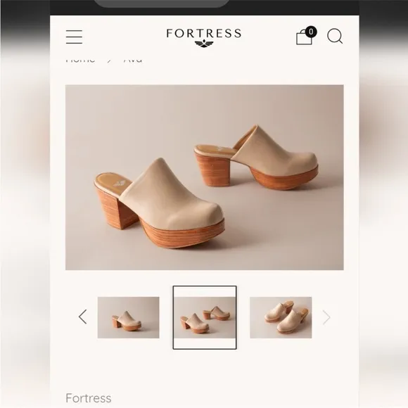 Fortress Ava Clogs in Sand