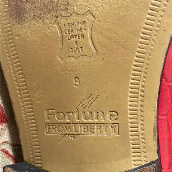 Fortune From Liberty Red and White Leather Square Toe Cowhide Lace Up Oxfords