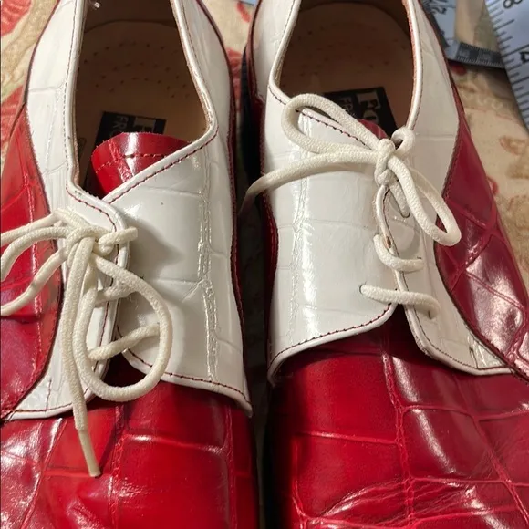 Fortune From Liberty Red and White Leather Square Toe Cowhide Lace Up Oxfords