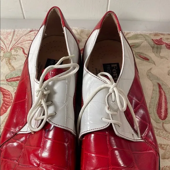 Fortune From Liberty Red and White Leather Square Toe Cowhide Lace Up Oxfords