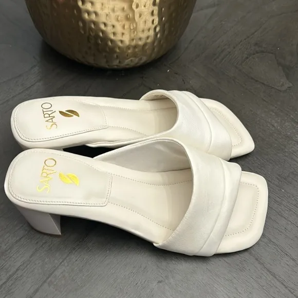 FRANCO SARTO Dreamy Slide Sandal In White