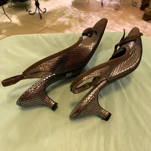 FRANCO SARTO KITTEN HEELS