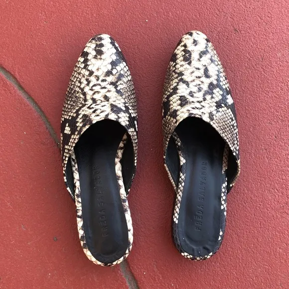 Freda Salvador Lay Mules - Gigi Hadid Faves