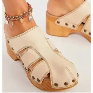 Free People $258 Libra Cream Leather Fisherman Wedge Chunky Wooden Clogs size 10