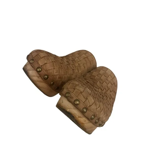 Free People Adelaide Woven Basketweave Leather‎ Platform Wooden Mules Clogs 38