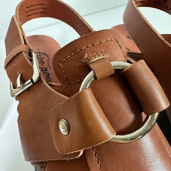 Free People Astoria Leather Clog in Saddle Tan size 9 New in Box