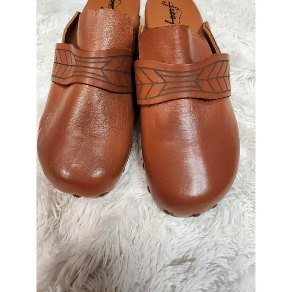 Free People Chloe Clogs Size 36