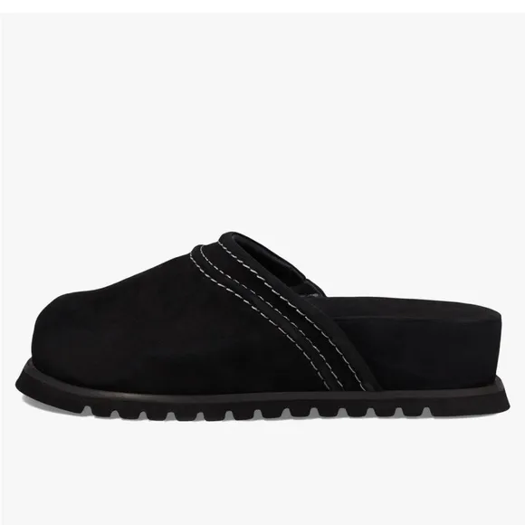 FREE PEOPLE EVERYDAY MULES IN BLACK SIZE 7.5 NWOT