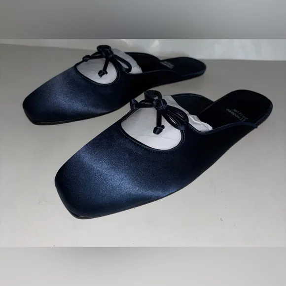 Free People Jeffrey Campbell Elaine Satin Point Ballet Mule 11M Twirl Femme NEW