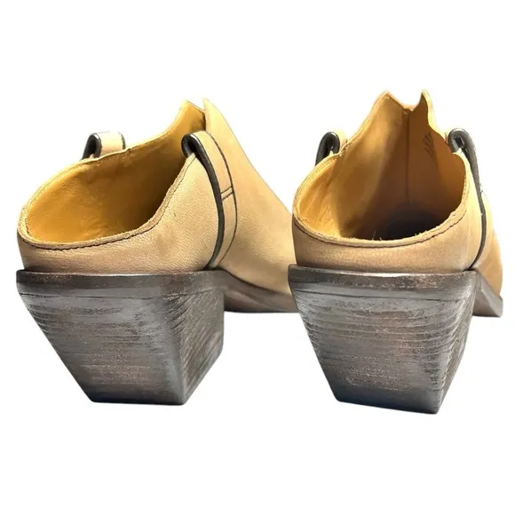 Free People Marfa Leather‎ Mules in Sand Dollar Size 41