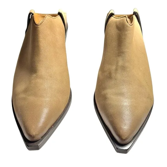 Free People Marfa Leather‎ Mules in Sand Dollar Size 41
