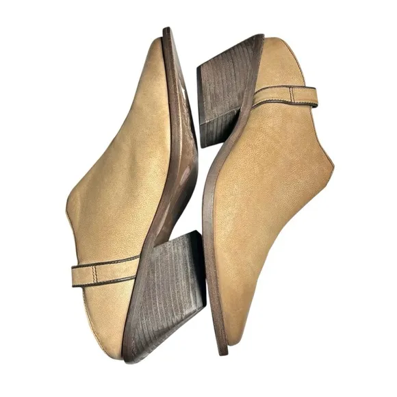 Free People Marfa Leather‎ Mules in Sand Dollar Size 41