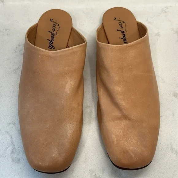Free People Natural Reese Italian Leather Square Toe Mule Flats Beige EU 40/US 9