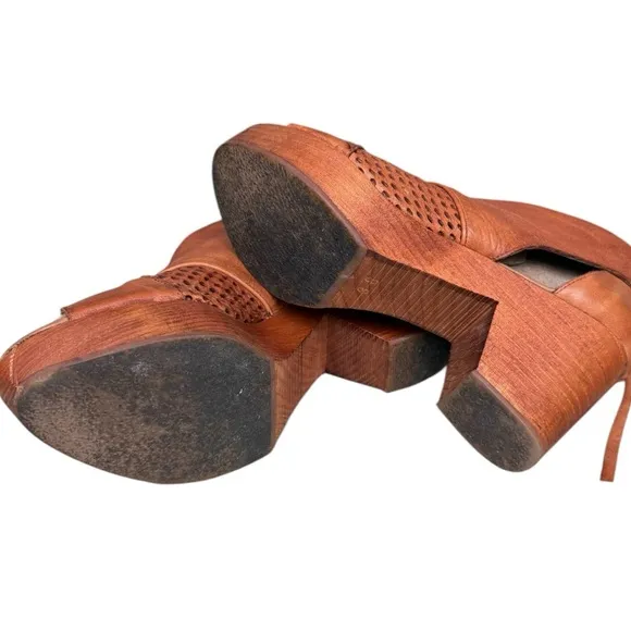 Free People Revolver Platform Clog Sandals – Cognac Leather – Size 38 / US 8