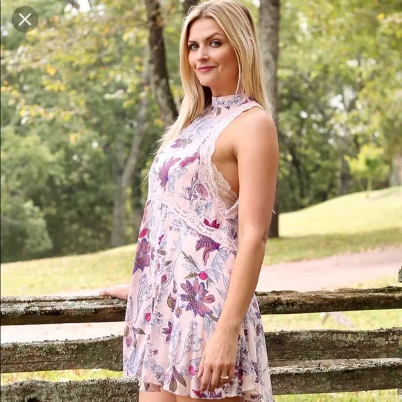 FREE PEOPLE SHE MOVES FLORAL LACE SLIP DRESS, SIZE MEDIUM (NWT)