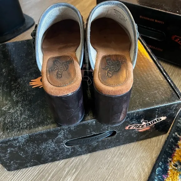 Freebird Woodstock clogs in Ice Multi size 7