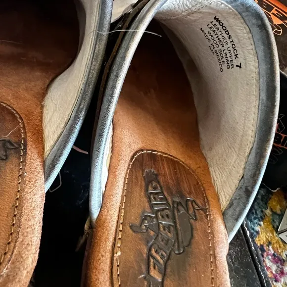 Freebird Woodstock clogs in Ice Multi size 7