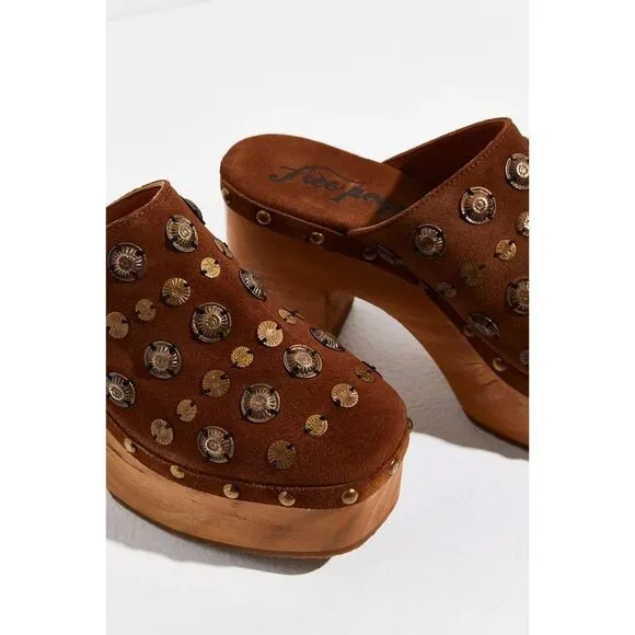 Free People Claudia Leather Clogs Sandals $168