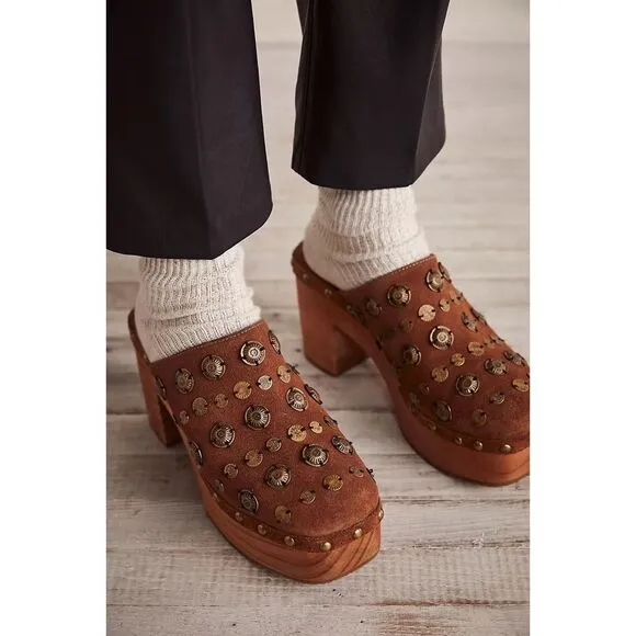 Free People Claudia Leather Clogs Sandals $168