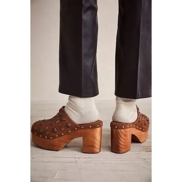 Free People Claudia Leather Clogs Sandals $168
