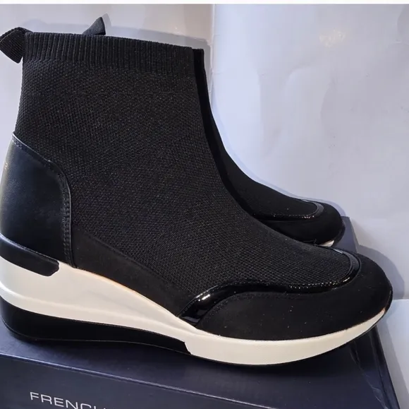 French Connection women's starr wedge sneaker  Black color size 6.0. New with b