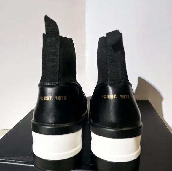 French Connection women's starr wedge sneaker  Black color size 7.5. New with b
