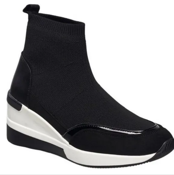 French Connection women's starr wedge sneaker  Black color size 8. New with box