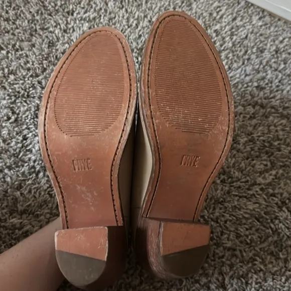 Frye 9.5 Rosalia Leather Slide Mules in White