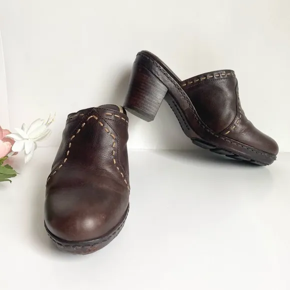 FRYE Candy Pickstitch Brown Leather Chunky Heel Mules Clogs