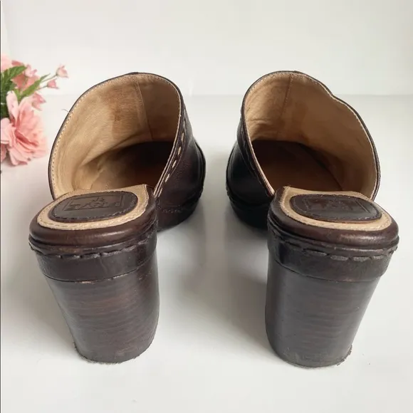 FRYE Candy Pickstitch Brown Leather Chunky Heel Mules Clogs