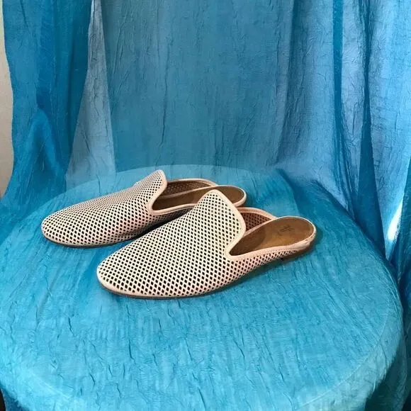 Frye Gwen Perforated Leather Flat Mules Size 7