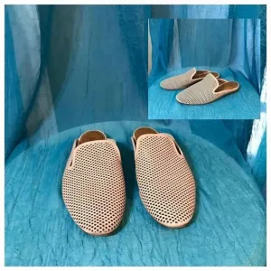Frye Gwen Perforated Leather Flat Mules Size 7