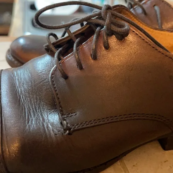 Frye leather Oxford loafers shoes Size 37