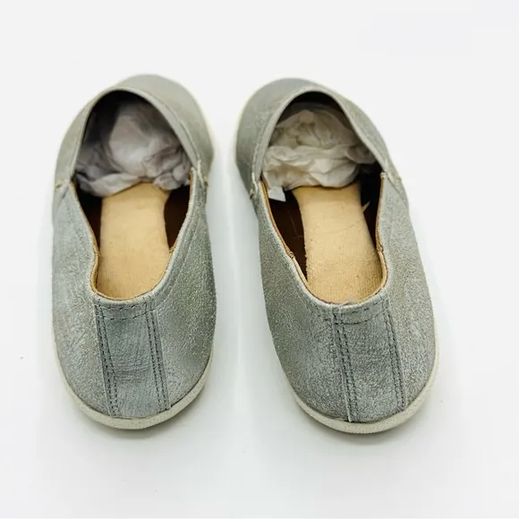 Frye Melanie Slip-On Flat Sneaker Silver