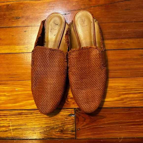 Frye Terri Woven Gore Mule size 11