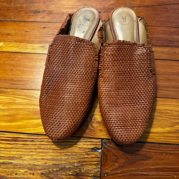 Frye Terri Woven Gore Mule size 11