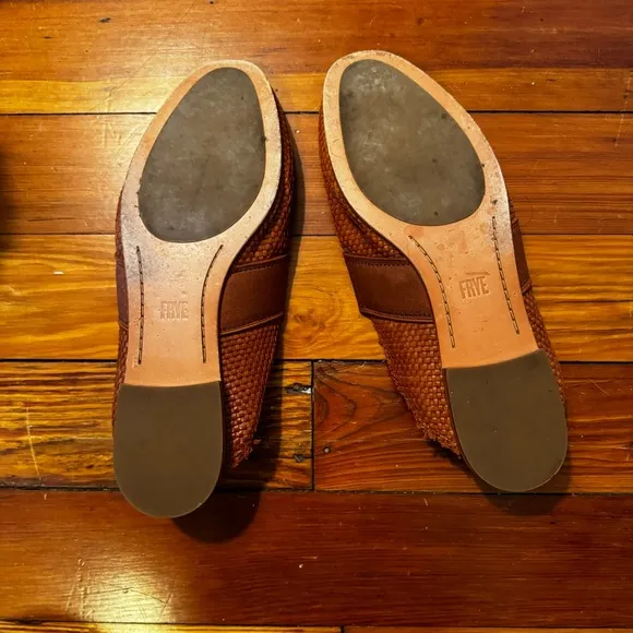 Frye Terri Woven Gore Mule size 11