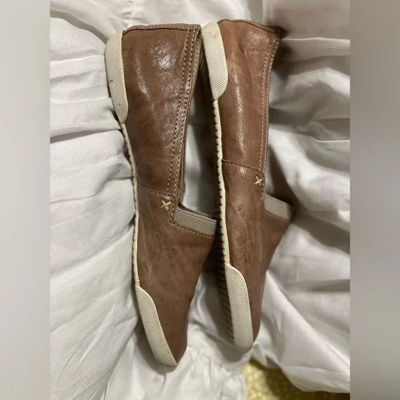 Frye Women's Melanie Slip on Gray Brown Size 7.5M