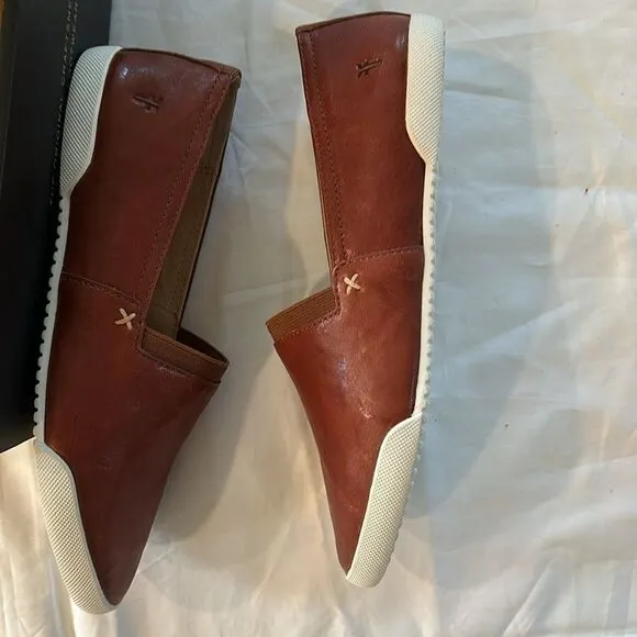 Frye Women's Melanie Slip On Leather Sneakers, Brown, Size 8, NWT