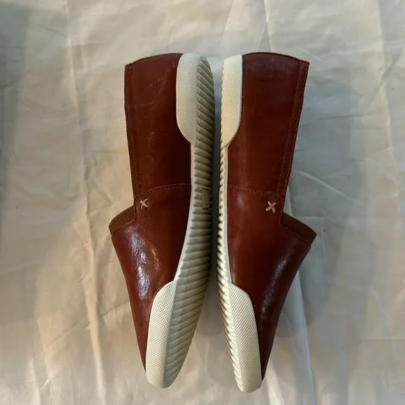 Frye Women's Melanie Slip On Leather Sneakers, Brown, Size 8, NWT