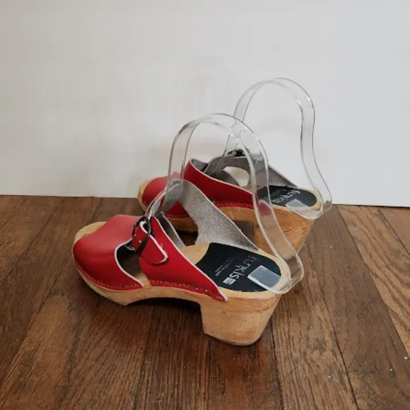 FUNKIS 977 T Bar Clog Sandal in Red Leather