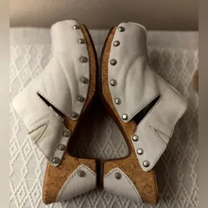 Gabor Clogs Comfort UK Size 5 White Leather Women’s Studded with Cork Sides