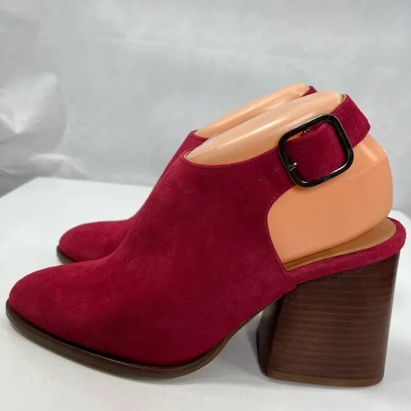 Geewawa Anthropologie berry color block heel mules, worn once, euro size 38