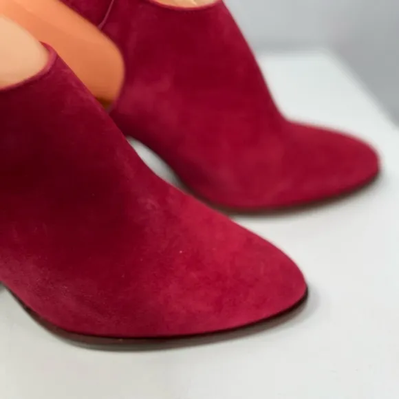 Geewawa Anthropologie berry color block heel mules, worn once, euro size 38