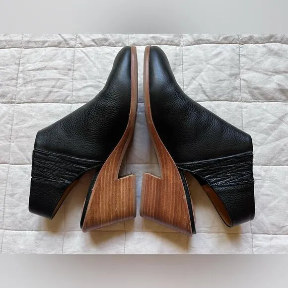 Gentle Souls Black Leather Harlie Slingback Booties w/ 3&quot; Chunky Heels - 8.5