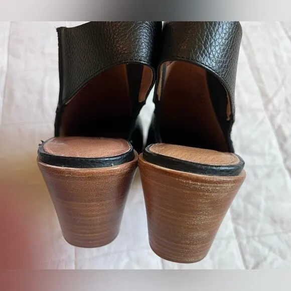 Gentle Souls Black Leather Harlie Slingback Booties w/ 3&quot; Chunky Heels - 8.5