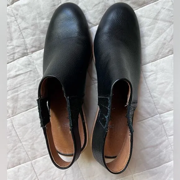 Gentle Souls Black Leather Harlie Slingback Booties w/ 3&quot; Chunky Heels - 8.5