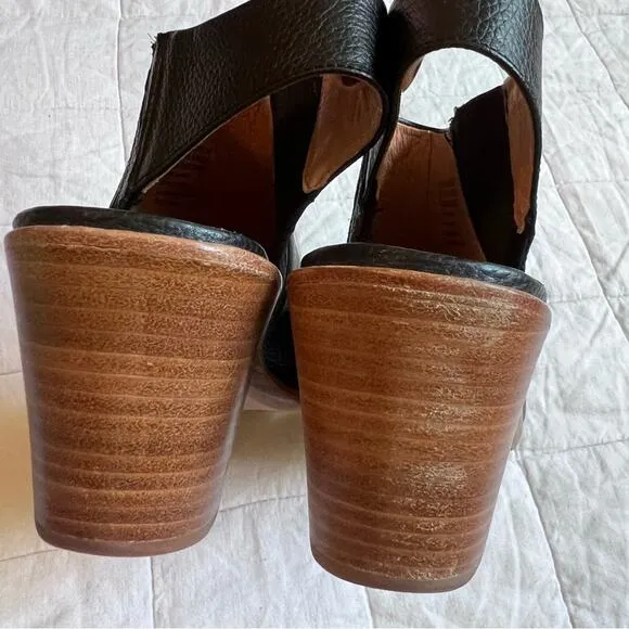 Gentle Souls Black Leather Harlie Slingback Booties w/ 3&quot; Chunky Heels - 8.5