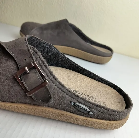 Giesswein Brown Clogs with Wool Upper and Adjustable Strap Unisex W-10/ M-8